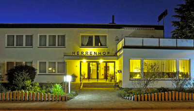 hotel-herrenhof-400x230px