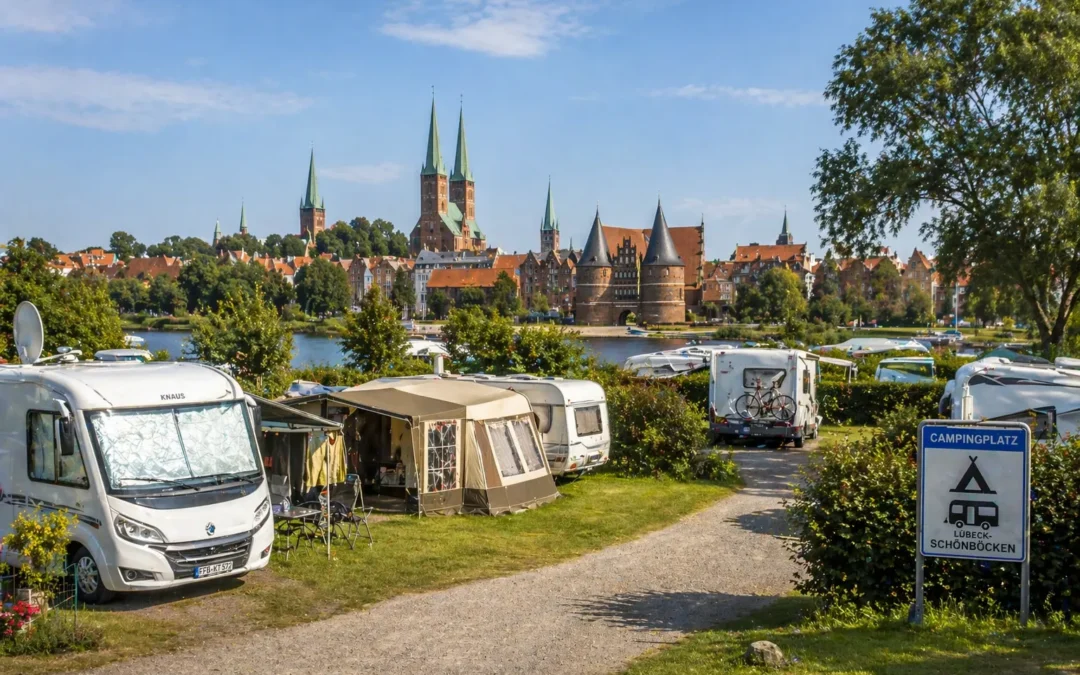 Camping i Lübeck är ett flexibelt och prisvärt sätt att uppleva staden